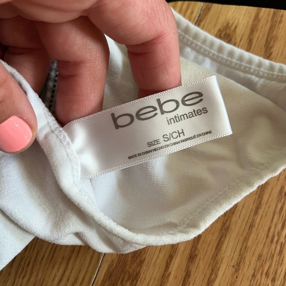 Bebe Intimates Seamless Bra - Picture 3 of 3